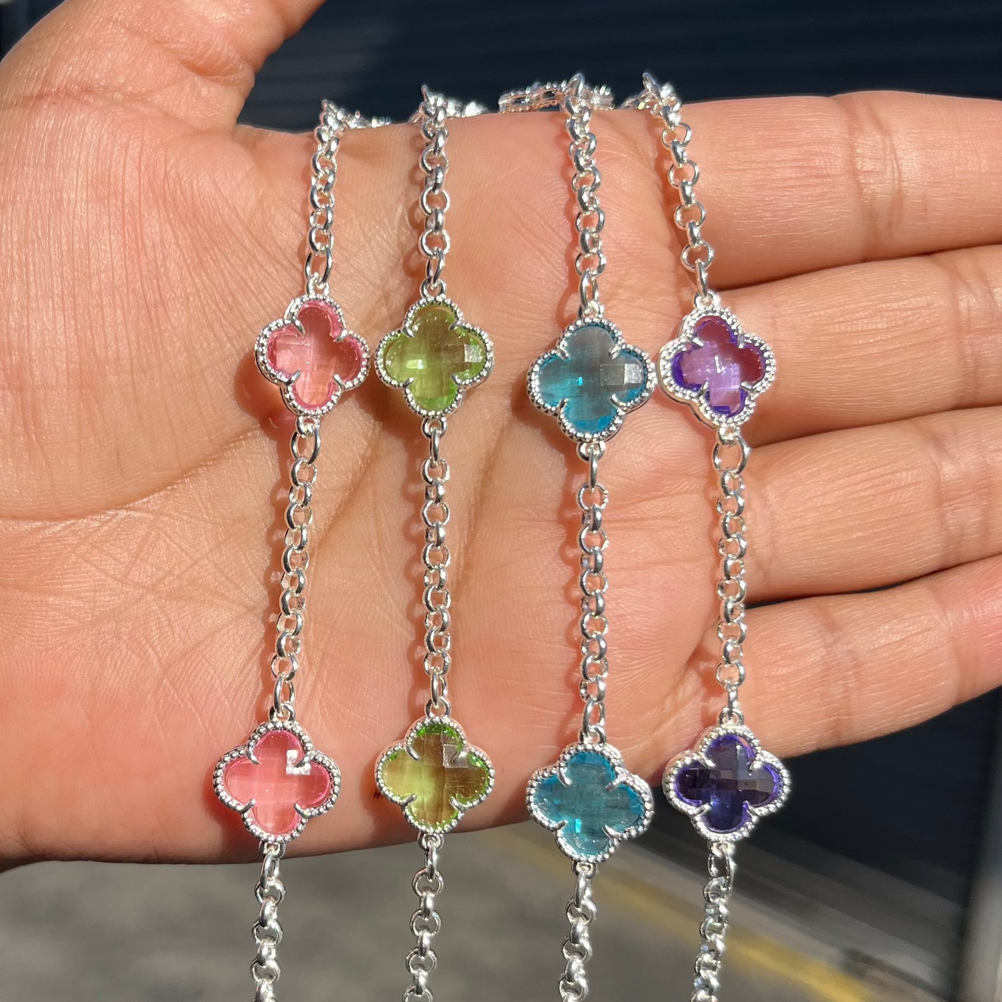 Clover Bracelet - Glass Stone