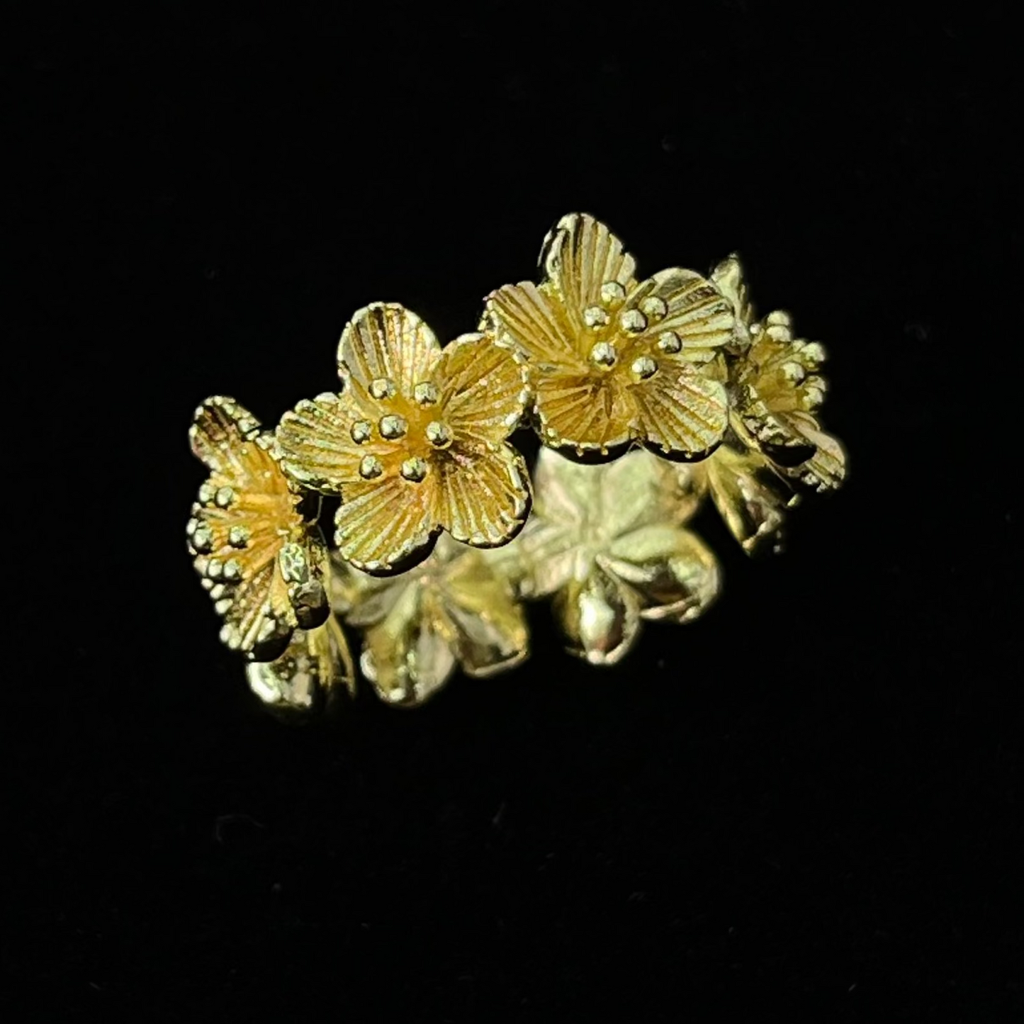 Flower Band Ring - Gold Plated